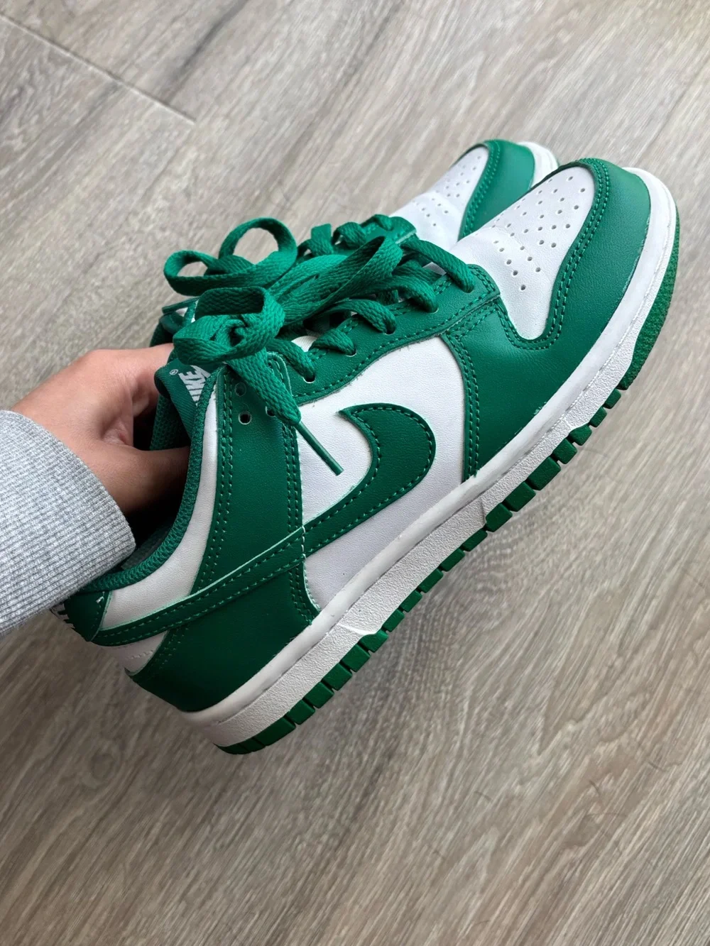 Nike White and Green Low-Top Dunks
